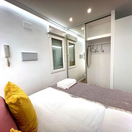 Apartment In The Heart Of Madrid-Piso En Malasana Esterno foto