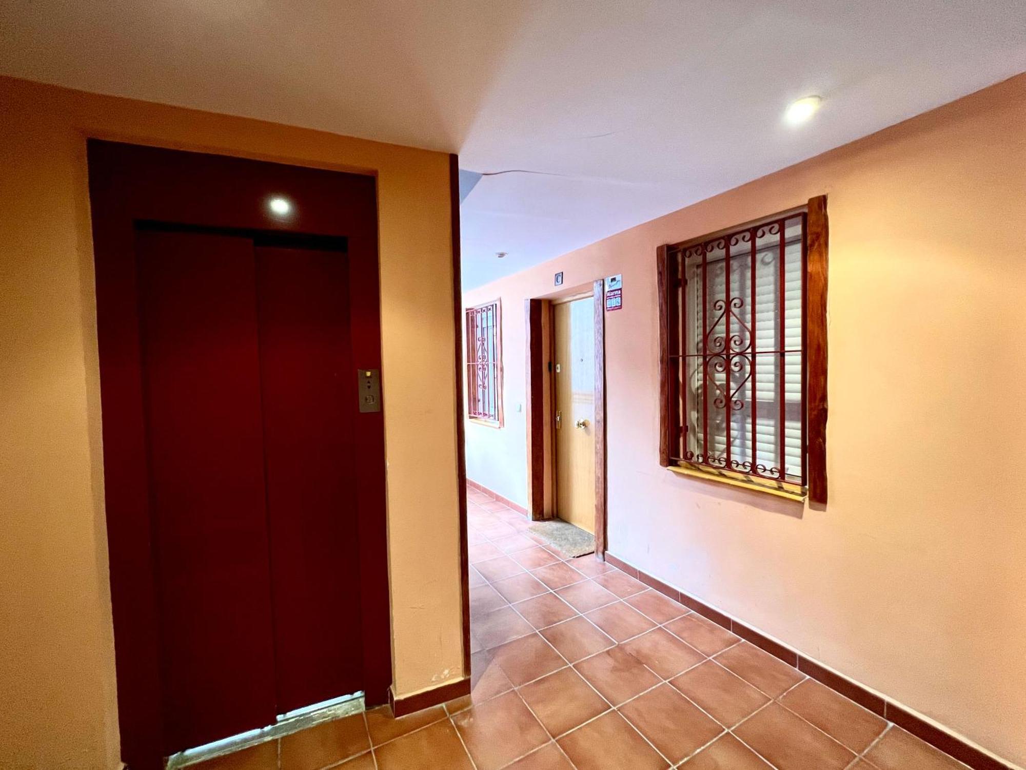 Apartment In The Heart Of Madrid-Piso En Malasana Esterno foto
