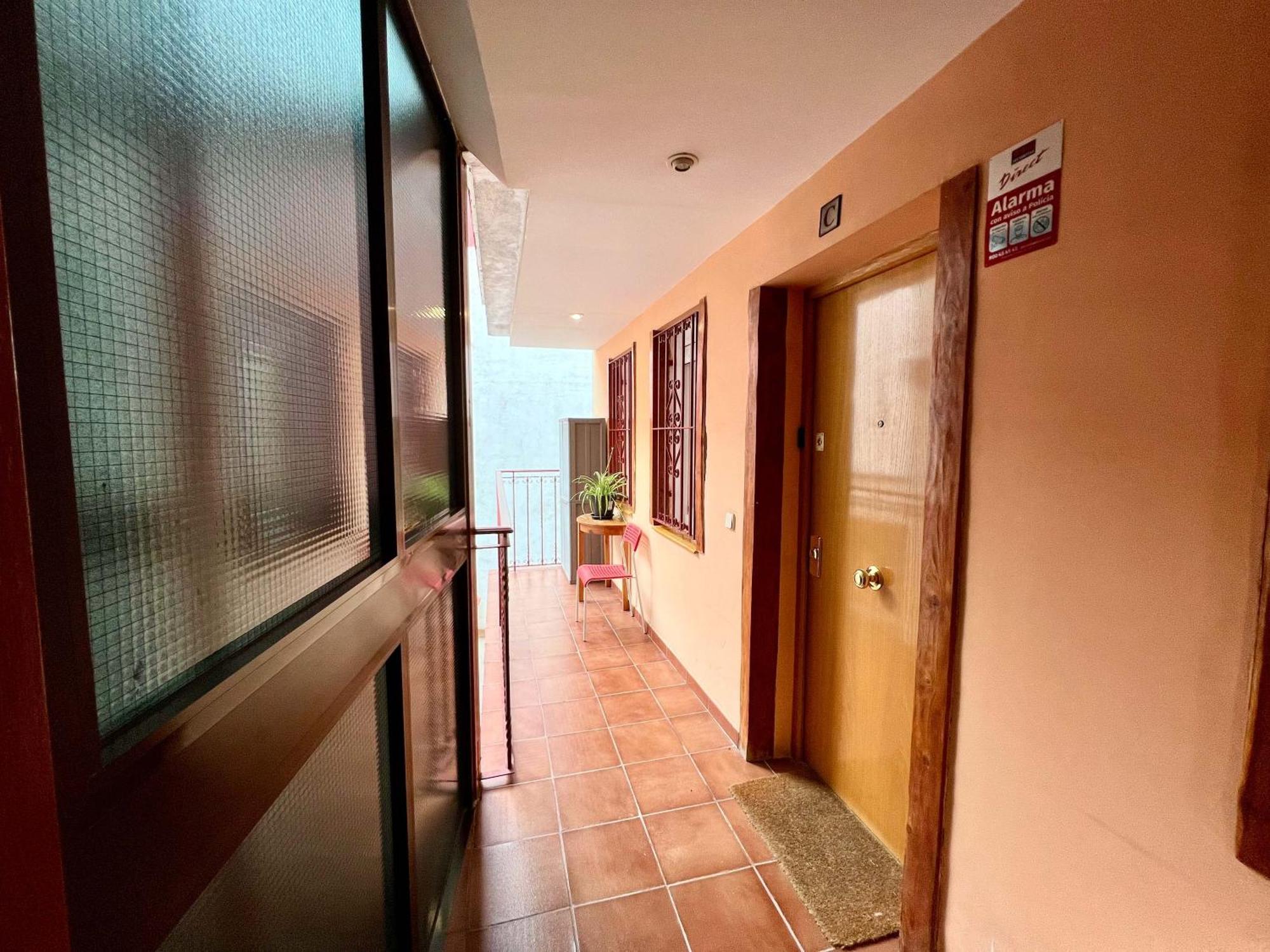 Apartment In The Heart Of Madrid-Piso En Malasana Esterno foto